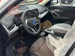 بي ام دبليو iX1